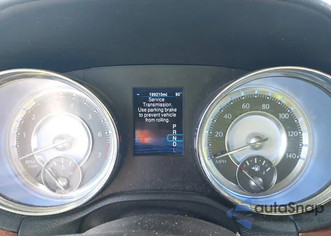 2014 Chrysler 300 z USA, uszkodzony, nr VIN 2C3CCAAG5EH380501